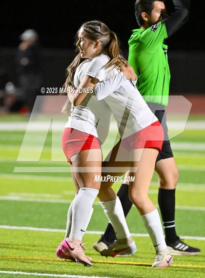 Thumbnail 1 in Mingus @ Goldwater photogallery.