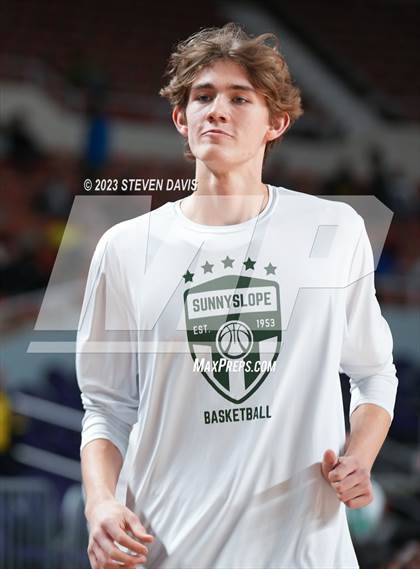 Thumbnail 1 in Sunnyslope vs. Perry (AIA Open Final) photogallery.