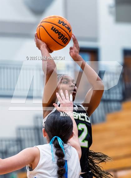 Thumbnail 3 in Discovery @ Chamblee photogallery.