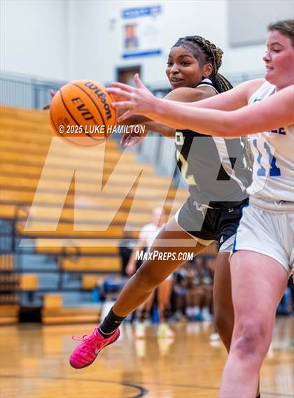 Thumbnail 1 in Discovery @ Chamblee photogallery.