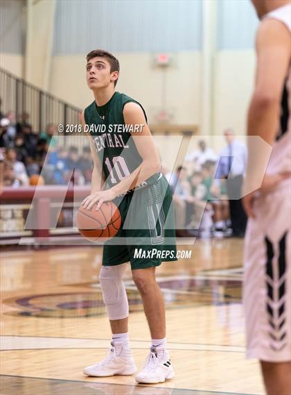 Thumbnail 1 in Canton Central Catholic @ Aquinas photogallery.