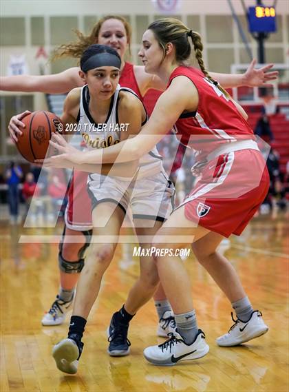 Thumbnail 3 in Plainfield vs. Avon (IHSAA 4A Second Round Playoff) photogallery.
