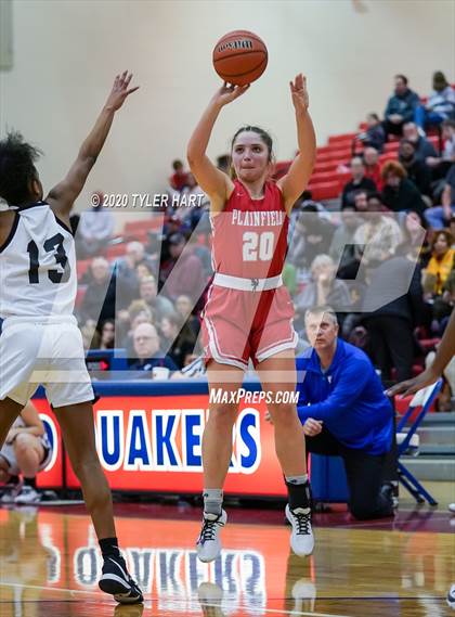 Thumbnail 2 in Plainfield vs. Avon (IHSAA 4A Second Round Playoff) photogallery.