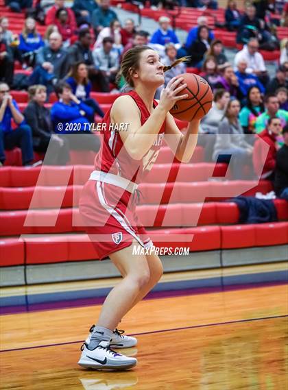 Thumbnail 3 in Plainfield vs. Avon (IHSAA 4A Second Round Playoff) photogallery.