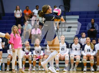 Thumbnail 2 in College Park vs Grand Oaks photogallery.