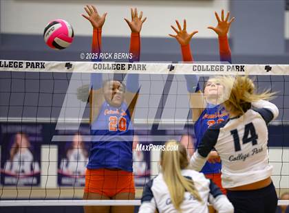 Thumbnail 3 in College Park vs Grand Oaks photogallery.