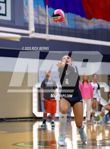 Thumbnail 3 in College Park vs Grand Oaks photogallery.