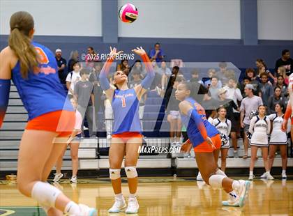 Thumbnail 1 in College Park vs Grand Oaks photogallery.