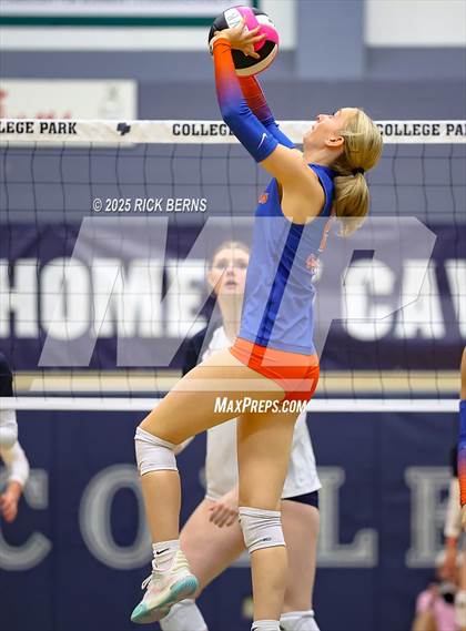 Thumbnail 2 in College Park vs Grand Oaks photogallery.