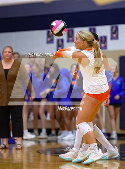 Thumbnail 2 in College Park vs Grand Oaks photogallery.