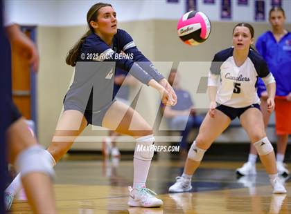 Thumbnail 2 in College Park vs Grand Oaks photogallery.