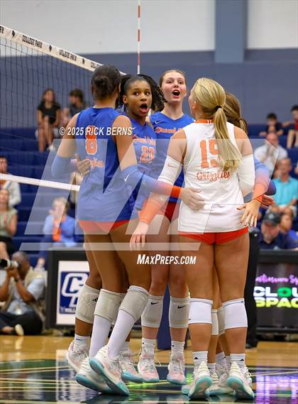 Thumbnail 1 in College Park vs Grand Oaks photogallery.