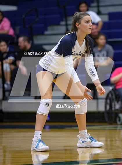 Thumbnail 3 in College Park vs Grand Oaks photogallery.