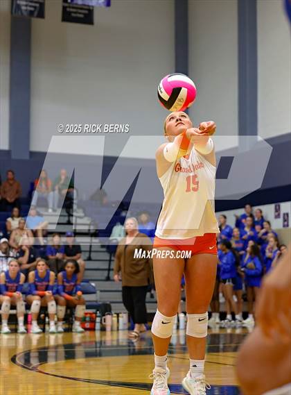 Thumbnail 2 in College Park vs Grand Oaks photogallery.