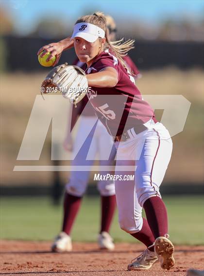 Thumbnail 2 in Berthoud vs. Mountain View (CHSAA 4A Semifinal) photogallery.