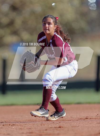 Thumbnail 1 in Berthoud vs. Mountain View (CHSAA 4A Semifinal) photogallery.