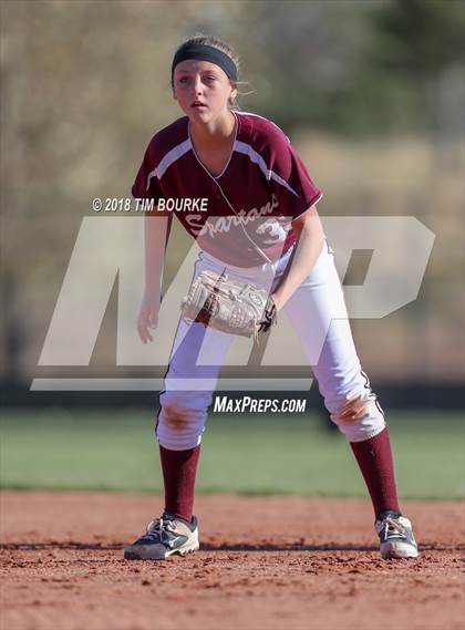 Thumbnail 3 in Berthoud vs. Mountain View (CHSAA 4A Semifinal) photogallery.