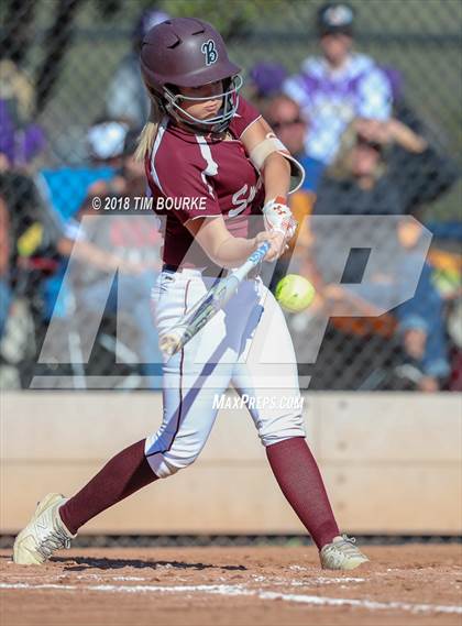 Thumbnail 3 in Berthoud vs. Mountain View (CHSAA 4A Semifinal) photogallery.