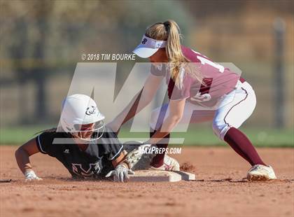 Thumbnail 1 in Berthoud vs. Mountain View (CHSAA 4A Semifinal) photogallery.