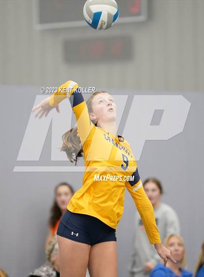 Thumbnail 2 in St. Mary Catholic Central vs. Grand Haven (Beast of the East) photogallery.