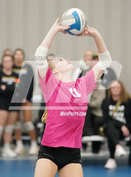 Thumbnail 3 in St. Mary Catholic Central vs. Grand Haven (Beast of the East) photogallery.