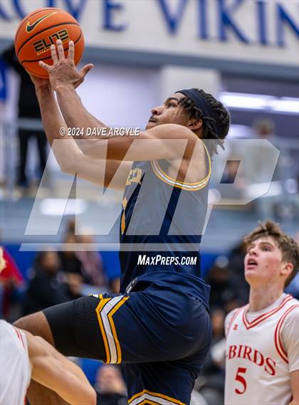 Thumbnail 2 in Wheeler vs. Timpview (5 for the Fight National Hoopfest) photogallery.
