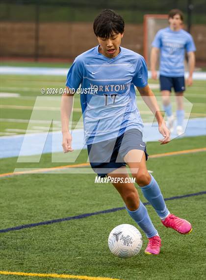 Thumbnail 3 in Oakton @ Yorktown photogallery.