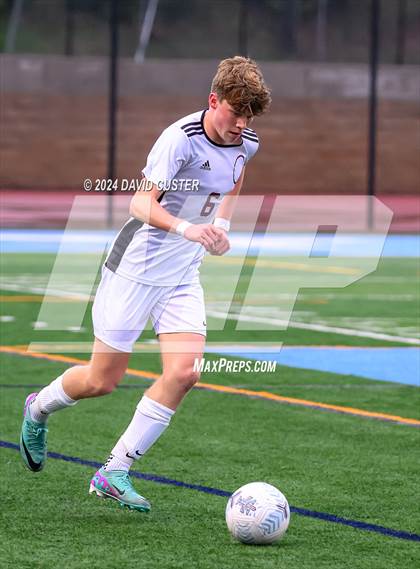 Thumbnail 3 in Oakton @ Yorktown photogallery.