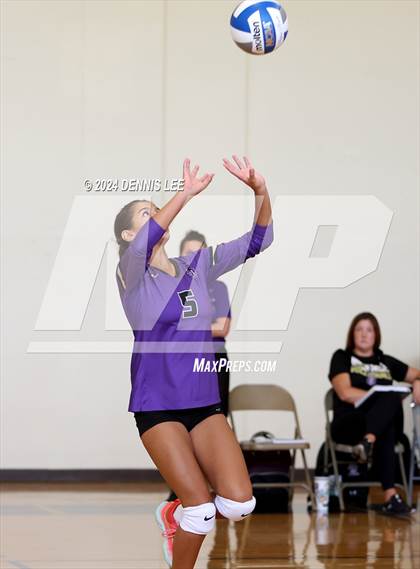 Thumbnail 2 in Granite Bay vs. Bradshaw Christian photogallery.