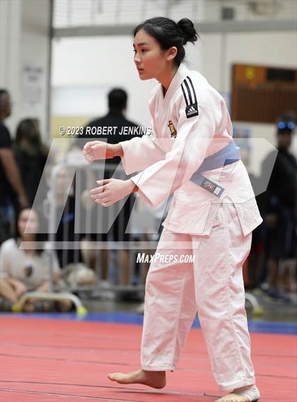 Thumbnail 2 in Eastern Division Tournament (Kaiser High School) photogallery.