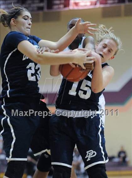 Thumbnail 2 in Dr. Phillips vs. St. Mary's (Nike Tournament of Champions) photogallery.