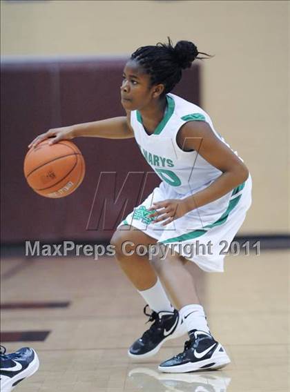 Thumbnail 3 in Dr. Phillips vs. St. Mary's (Nike Tournament of Champions) photogallery.