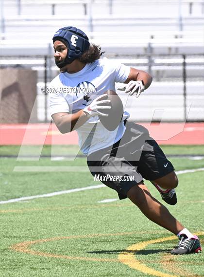 Thumbnail 3 in Charter Oak vs. Crean Lutheran (Surf City Tournament) photogallery.