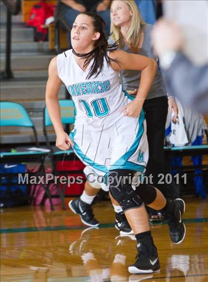 Thumbnail 2 in Pasadena Memorial vs Brazoswood (McDonald's Texas Invitational) photogallery.