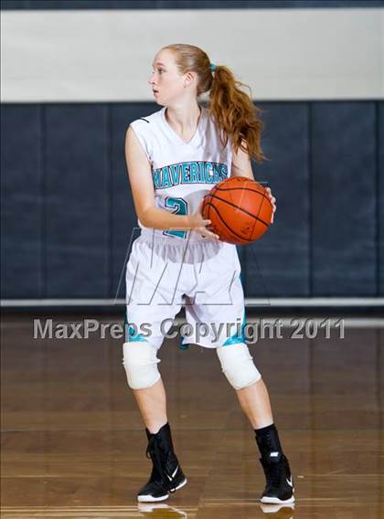 Thumbnail 2 in Pasadena Memorial vs Brazoswood (McDonald's Texas Invitational) photogallery.