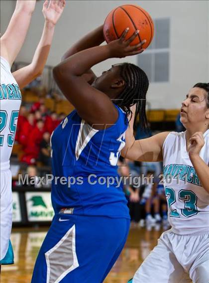 Thumbnail 1 in Pasadena Memorial vs Brazoswood (McDonald's Texas Invitational) photogallery.