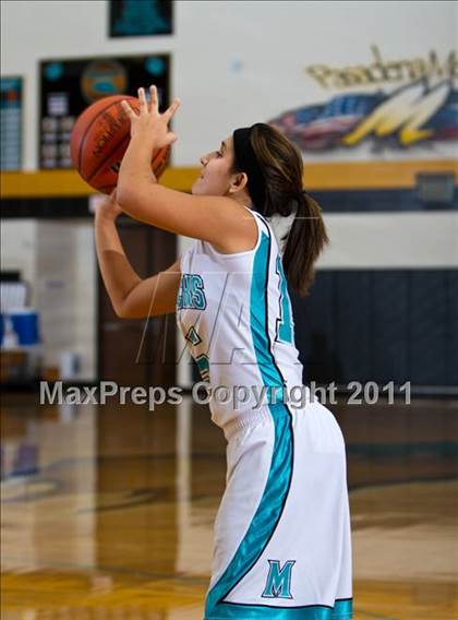 Thumbnail 1 in Pasadena Memorial vs Brazoswood (McDonald's Texas Invitational) photogallery.