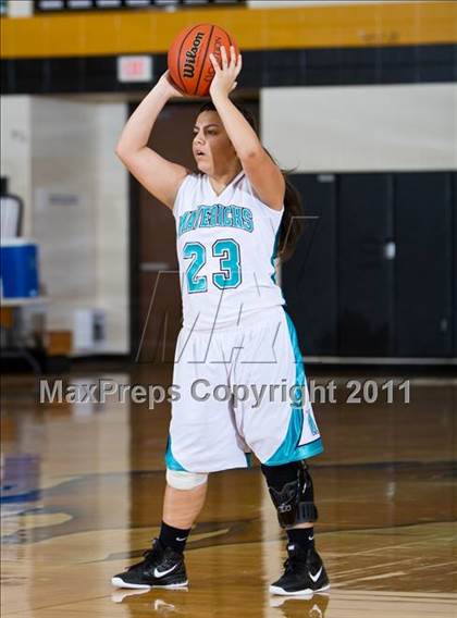 Thumbnail 1 in Pasadena Memorial vs Brazoswood (McDonald's Texas Invitational) photogallery.