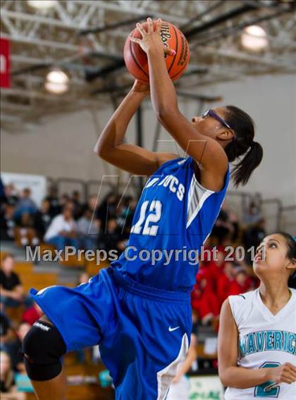 Thumbnail 3 in Pasadena Memorial vs Brazoswood (McDonald's Texas Invitational) photogallery.