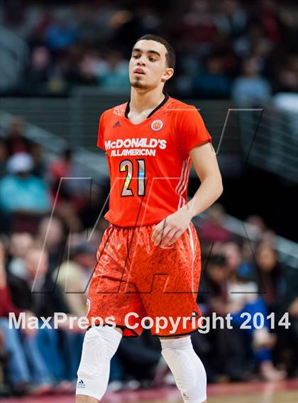 Thumbnail 1 in McDonald's All American Boys Game photogallery.