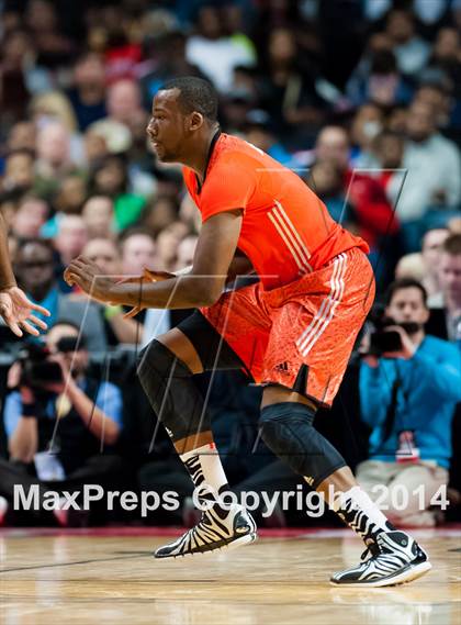 Thumbnail 3 in McDonald's All American Boys Game photogallery.