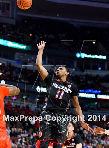 Thumbnail 1 in McDonald's All American Boys Game photogallery.