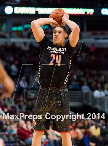 Thumbnail 1 in McDonald's All American Boys Game photogallery.