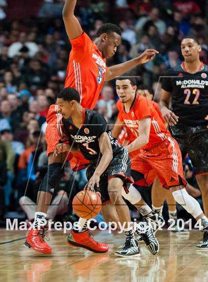 Thumbnail 3 in McDonald's All American Boys Game photogallery.