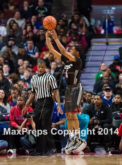 Thumbnail 2 in McDonald's All American Boys Game photogallery.