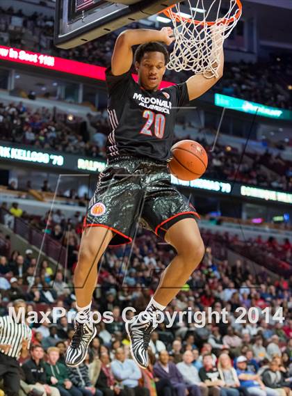 Thumbnail 3 in McDonald's All American Boys Game photogallery.