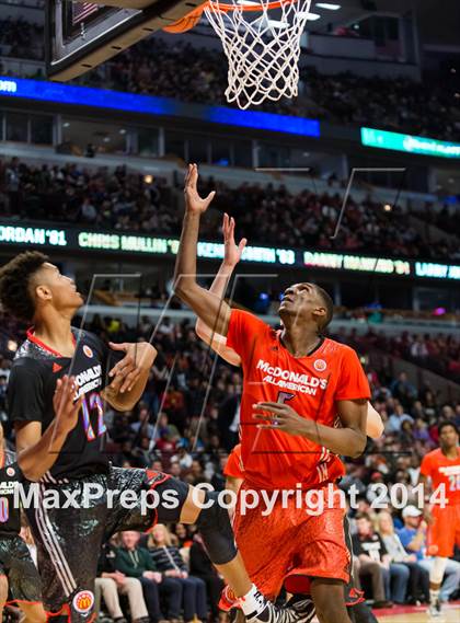 Thumbnail 3 in McDonald's All American Boys Game photogallery.