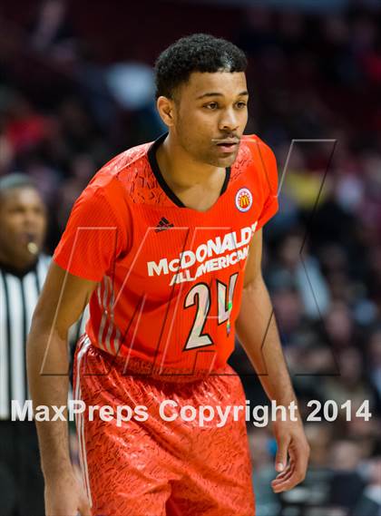 Thumbnail 2 in McDonald's All American Boys Game photogallery.