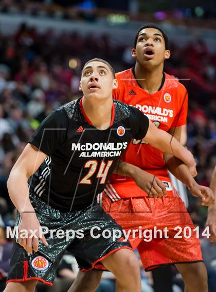 Thumbnail 3 in McDonald's All American Boys Game photogallery.