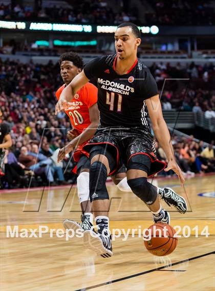 Thumbnail 3 in McDonald's All American Boys Game photogallery.
